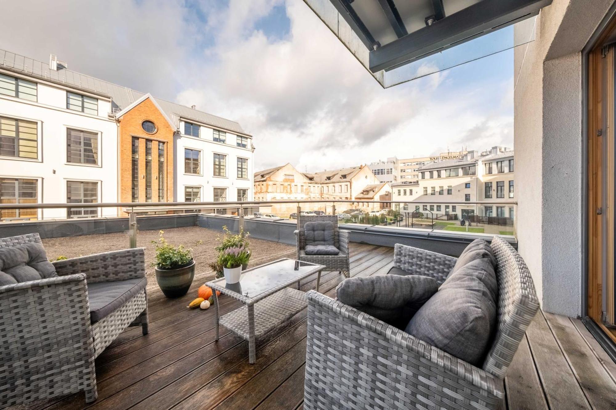 King Mindaugas Apartments Каунас Экстерьер фото