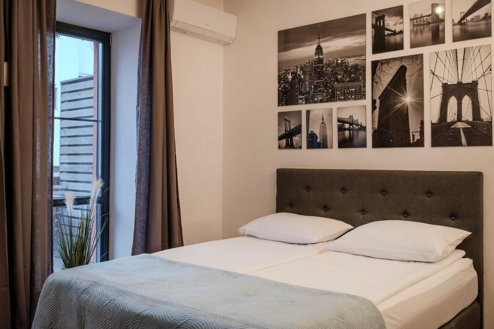 King Mindaugas Apartments Каунас Экстерьер фото